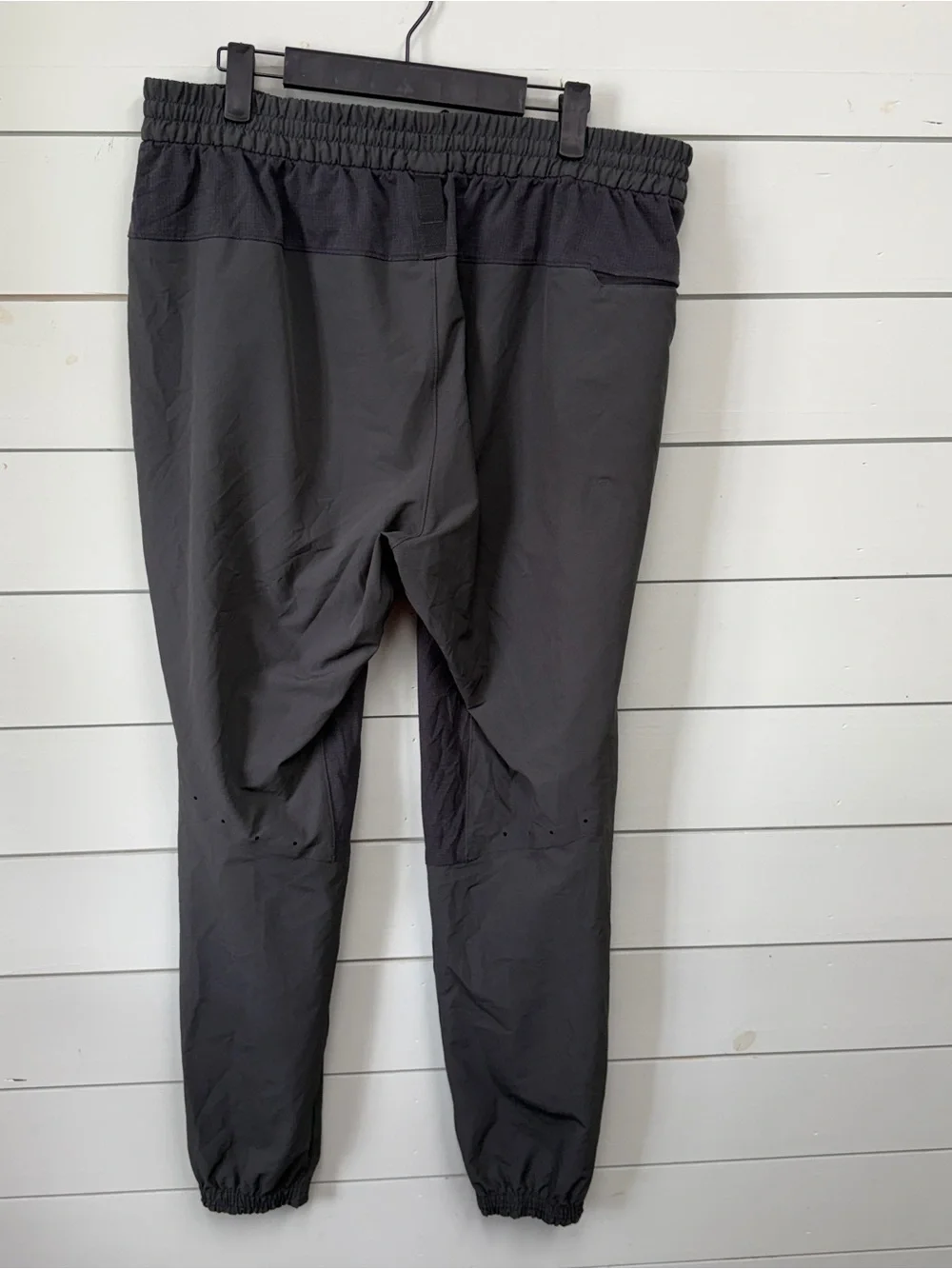 Lululemon license to train jogger full length dark gray men's size XL